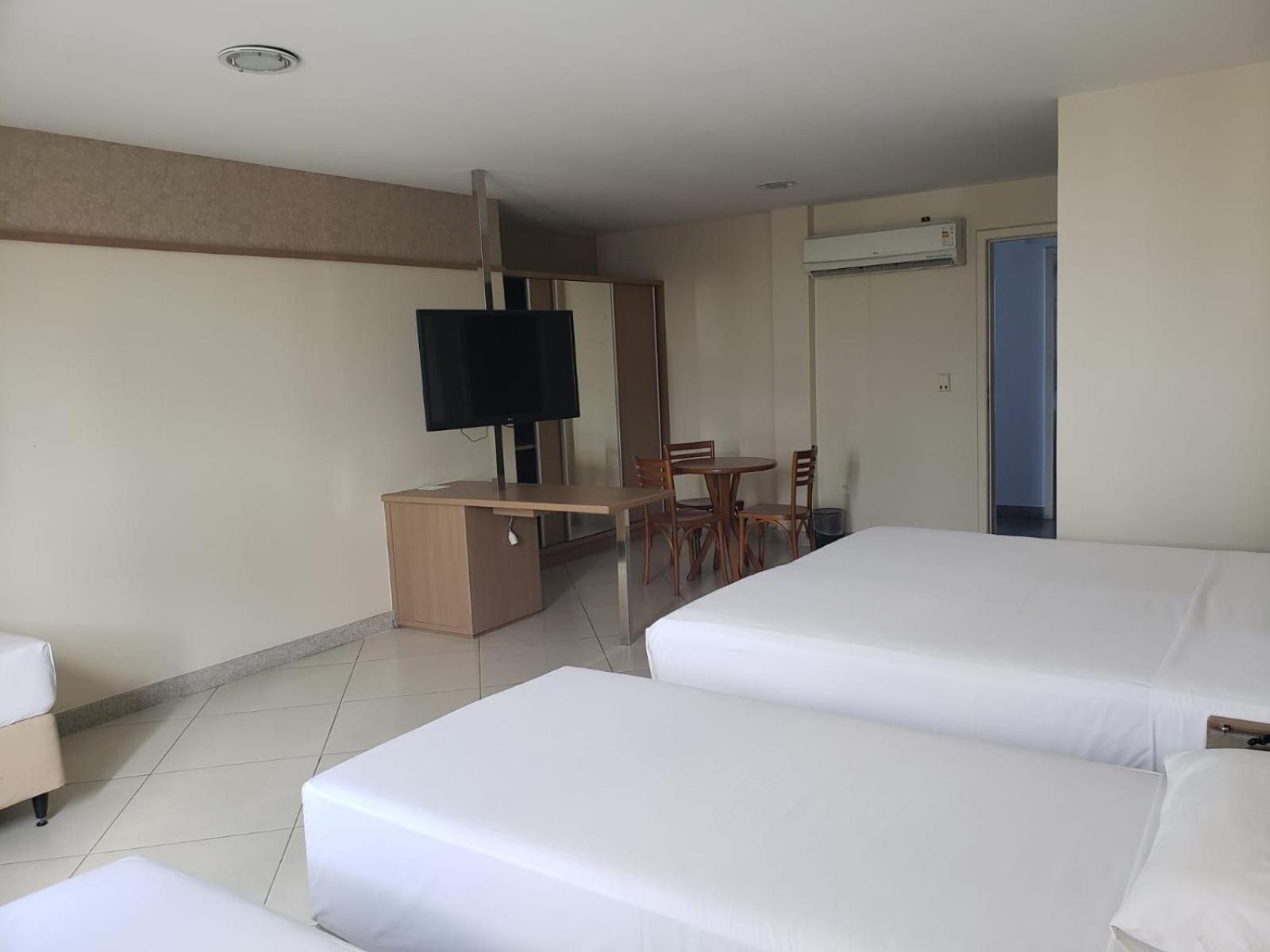 Pratti Hotel Linhares Exterior foto