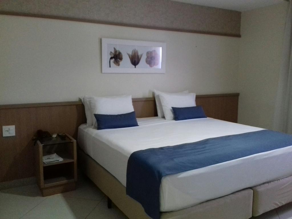 Pratti Hotel Linhares Exterior foto