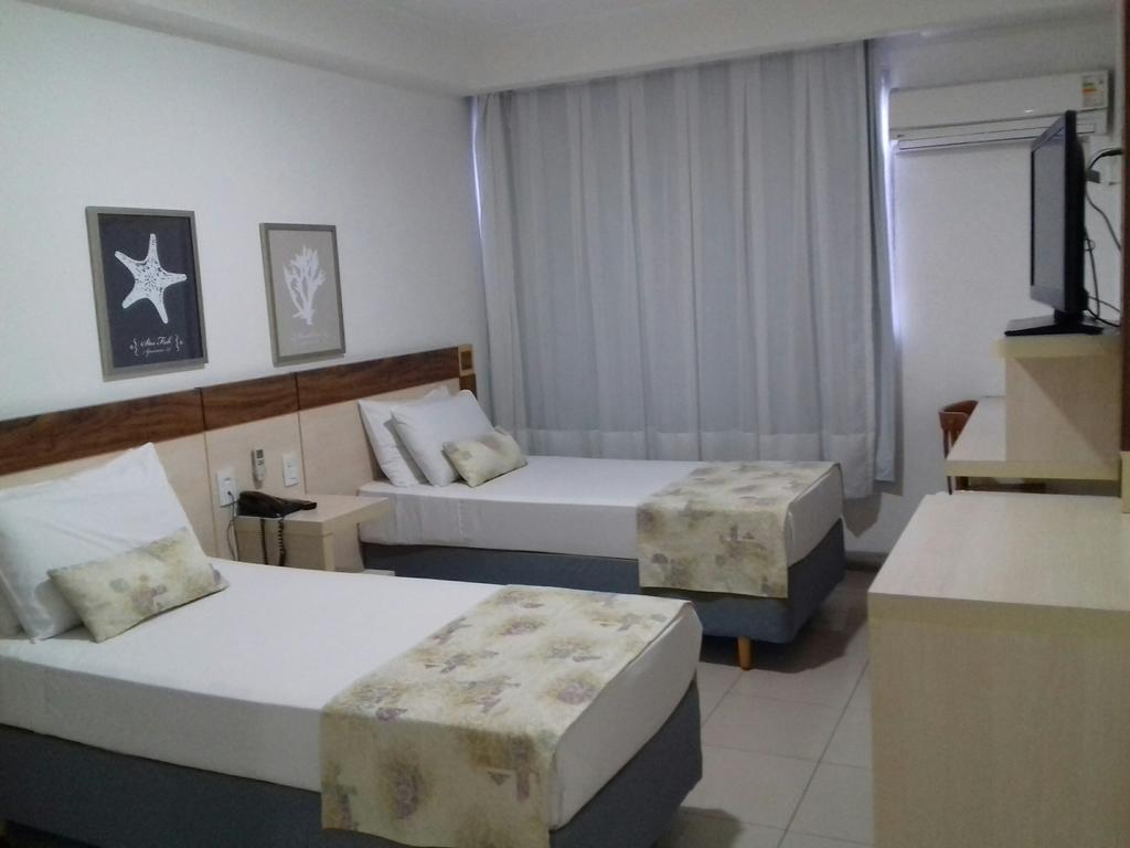 Pratti Hotel Linhares Exterior foto